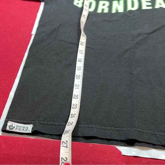 Born Dead All My Friends Are Dead Black  Shirt Skeleton High Fives Coffin Dive M - Picture 4 of 9